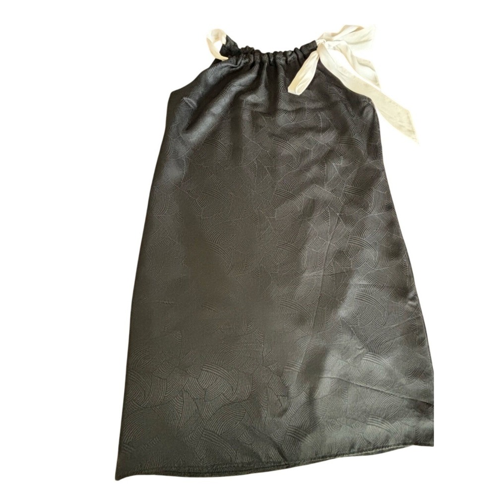 White House Black Market 100% Silk  Mini Dress with Subtle Jacquard Pattern